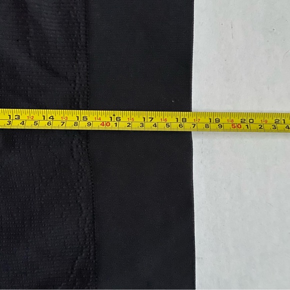 Free People Intimately Black Ribbed Crewneck Stretch Tank Top Size M/L READ - Picture 13 of 13